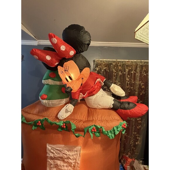 Christmas Disney 7.5 ft Light Up Mickey & Minnie Mouse Piano Airblown Inflatable - Picture 5 of 16